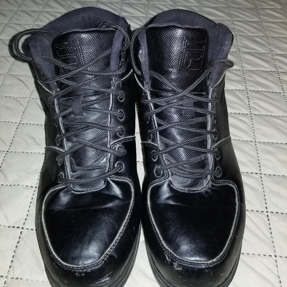 Fubu size 10 boots
